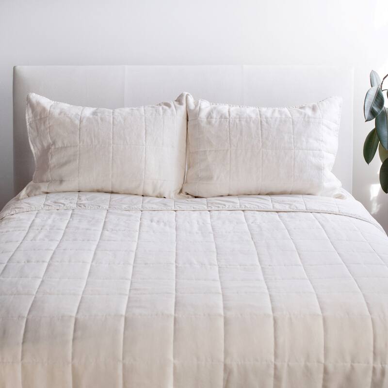 French Linen Box Stitch Quilt by BOKSER HOME