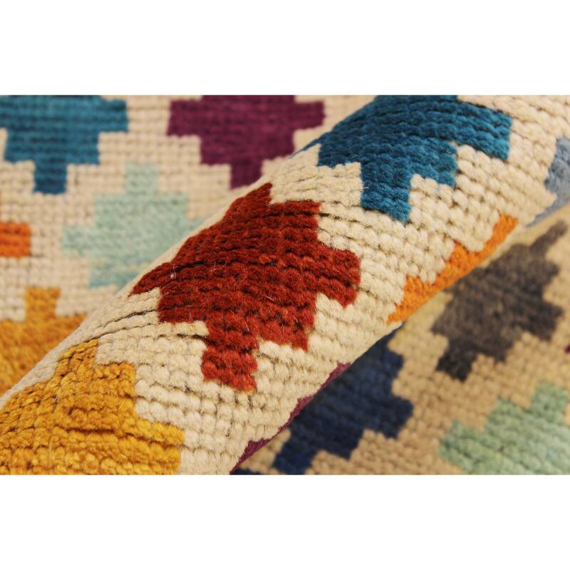 Eclectic Balochi Pace Beige/Blue Hand Knotted Wool Rug - 4'10'' x 6'6''