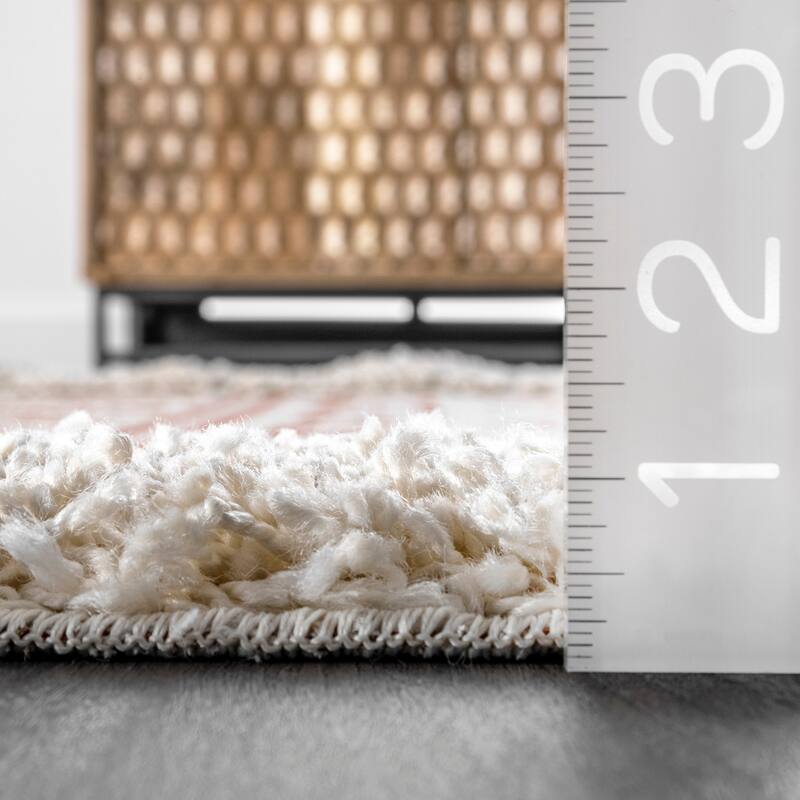 Nuloom Zuri Shaggy Banded Tribal Area Rug