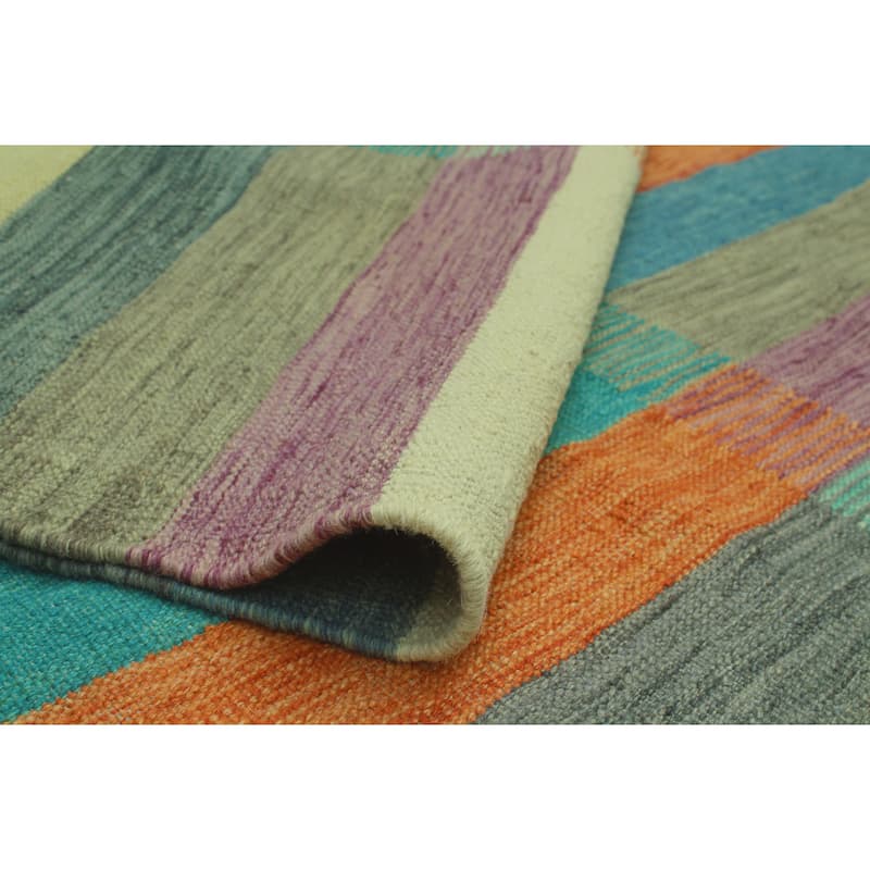 Hand-Woven Winchester Kilim Nuriya Ivory/Rust Rug - 5'0" x 6'6"