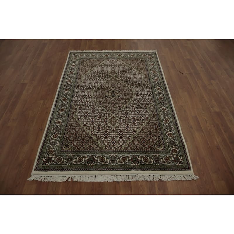 Hand Knotted Oriental 100% Wool Carpet Traditional Floral Beige & Ivories Tabriz-Mahi Area Rug - 6' 0'' X 3' 11''