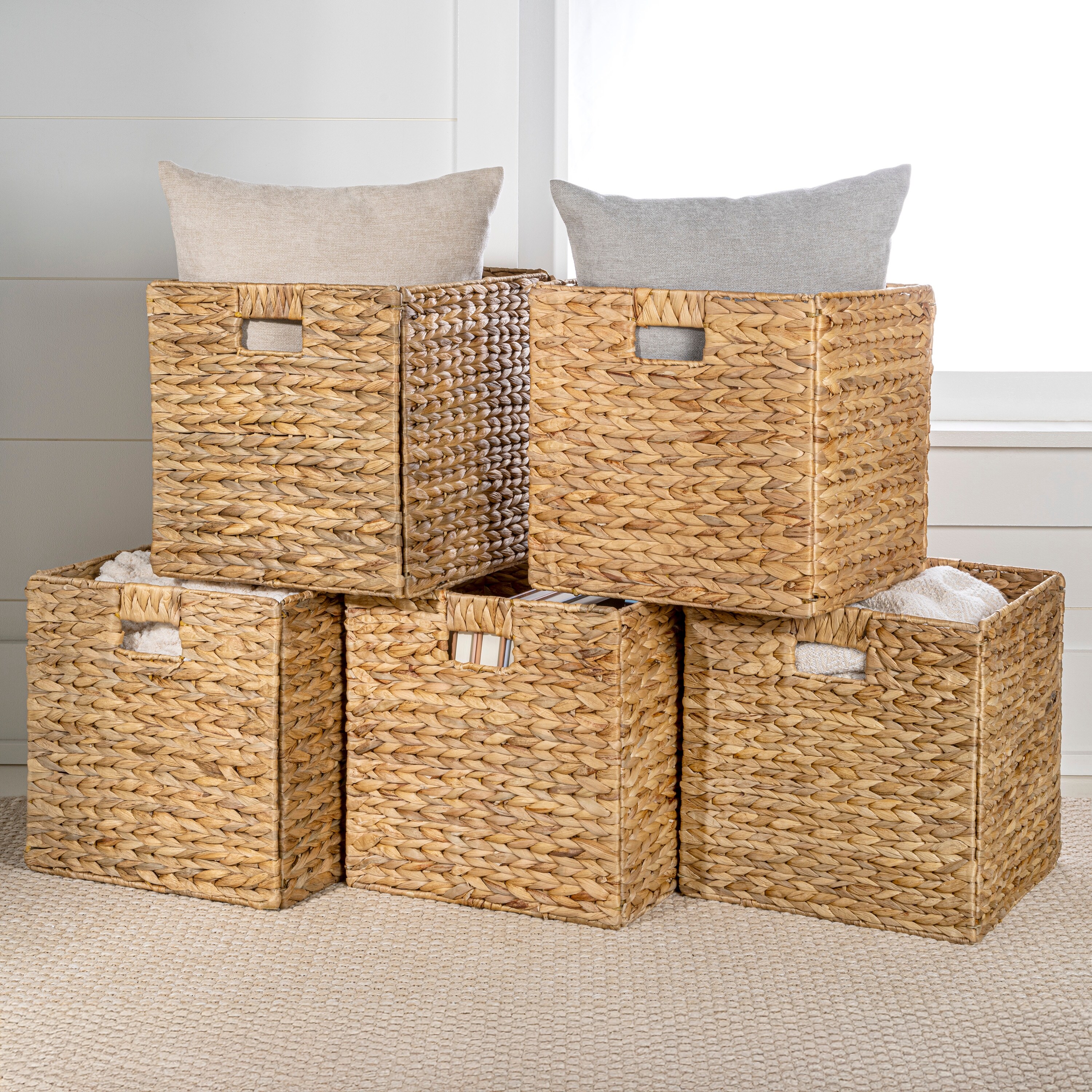 Bear Head Rattan Storage Basket with Lid Decorative Home Decor Hand Woven Shelf Organizer Cute Handmade Handcrafted Gift Artwork