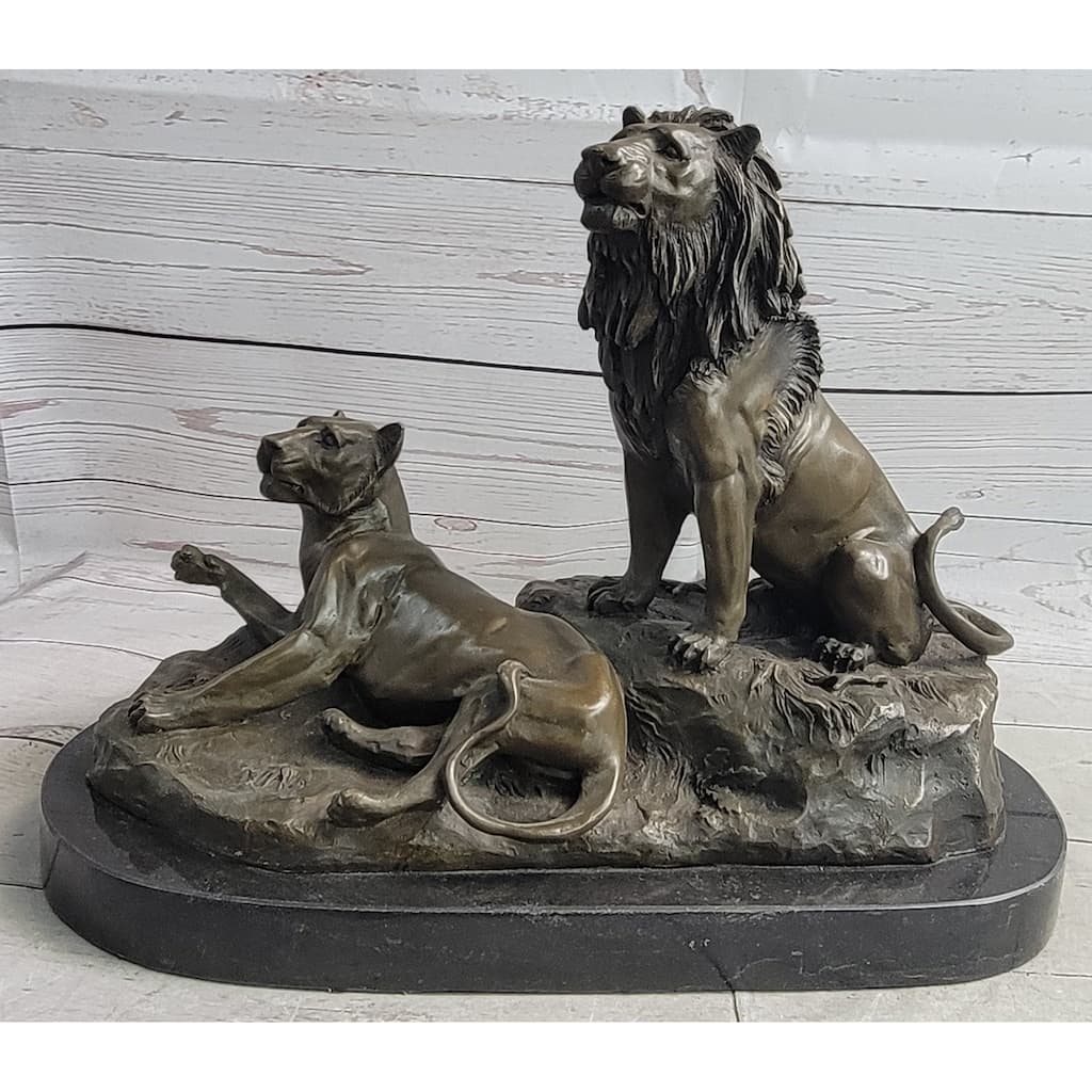 Male And Female Lions African Lion Safari Savannah Bronze Sculpture Statue Art Decor