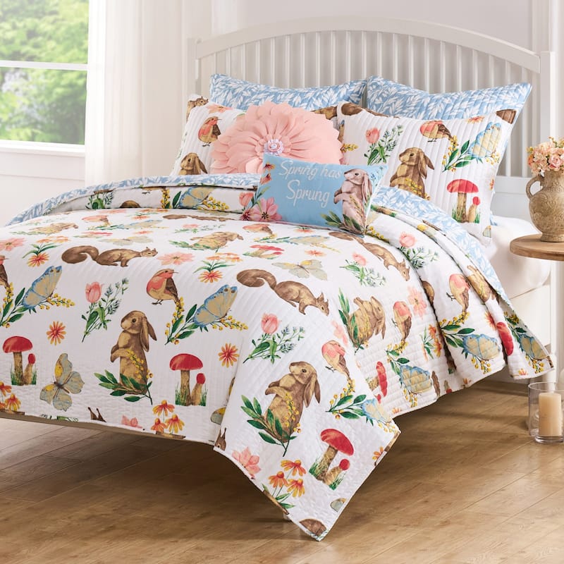 Porch & Den Willow Wildlife Cotton-Rich Reversible Quilt Set