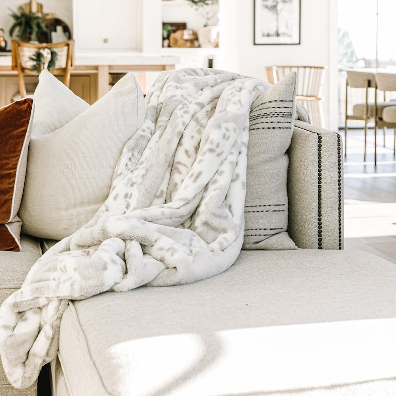 Minky Designs Luxurious Posh Faux Fur Minky Blankets - 60 W X 72 H Inches - Arctic Lynx