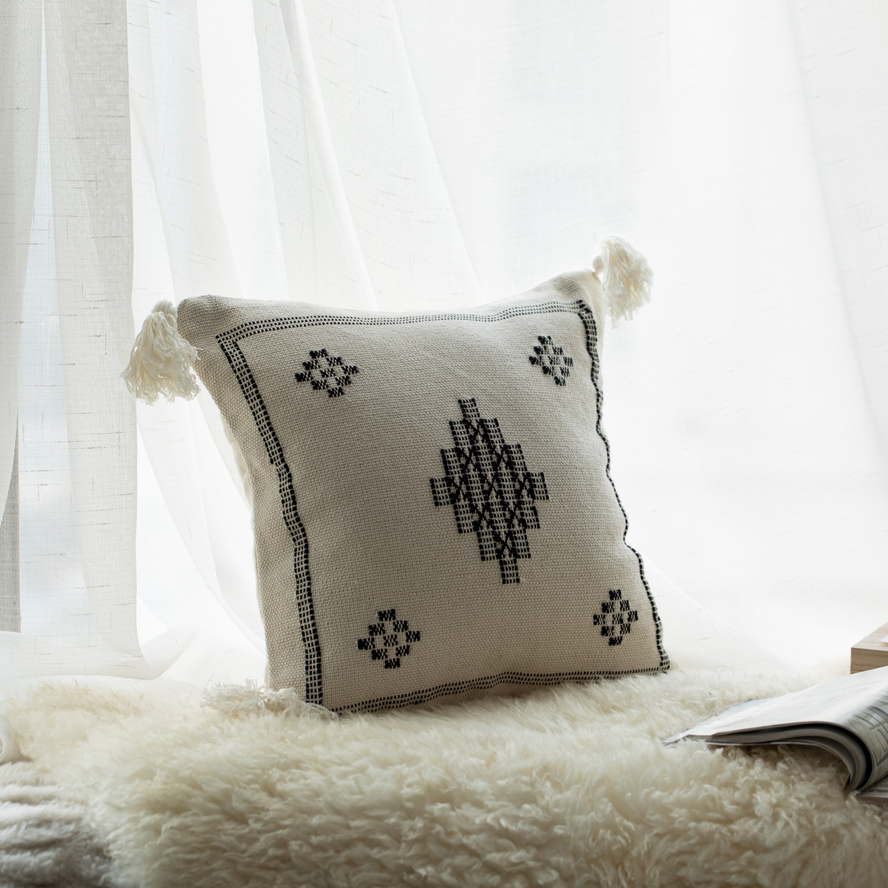 Deerlux 16 Handwoven Cotton Throw Pillow Cover with Small White Tufted Diamond Pattern and Tassel Corners, White