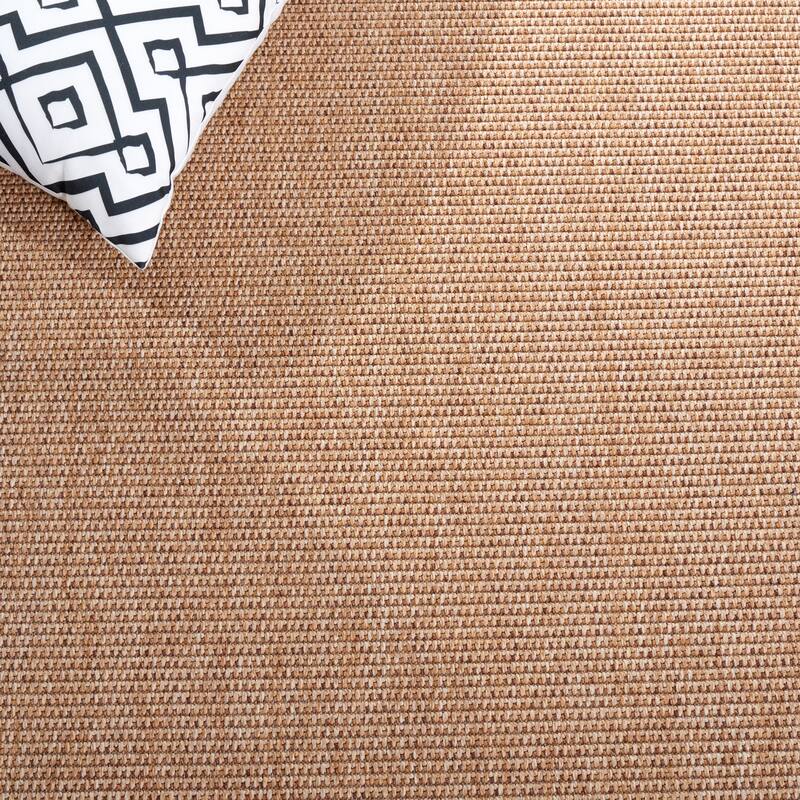 SAFAVIEH Sisal All-Weather Ajrie Indoor/Outdoor Waterproof Patio Backyard Rug