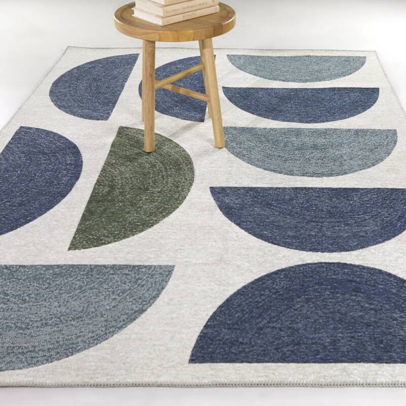 Fleta Modern Geometric Indoor/Outdoor Area Rug - 5'3" x 7' - Blue