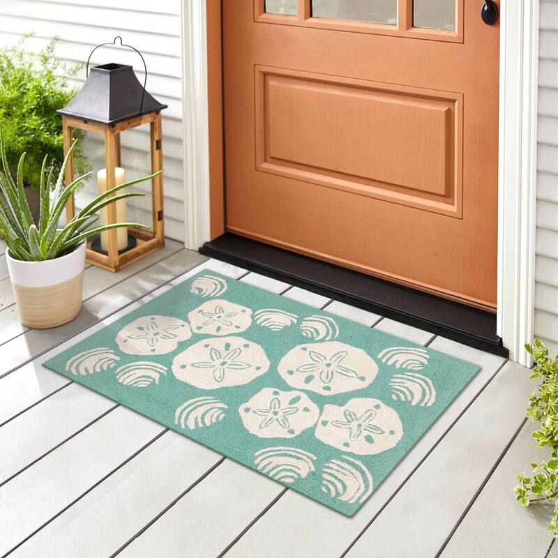 Liora Manne Frontporch Shell Toss Indoor/Outdoor Mat