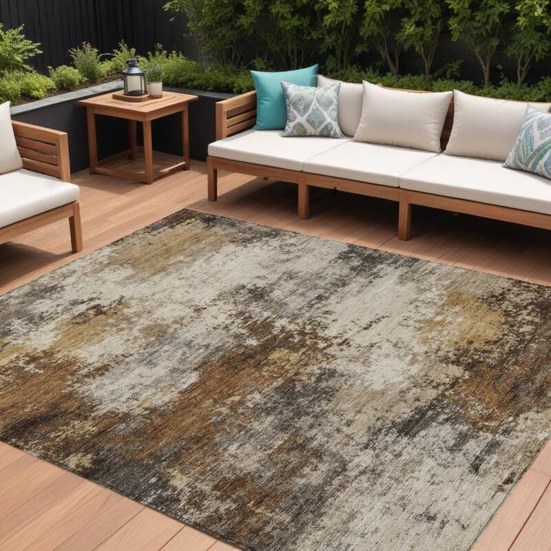 HomeRoots Abstract Transitional Rectangle Outdoor Rug - 8' X 10'