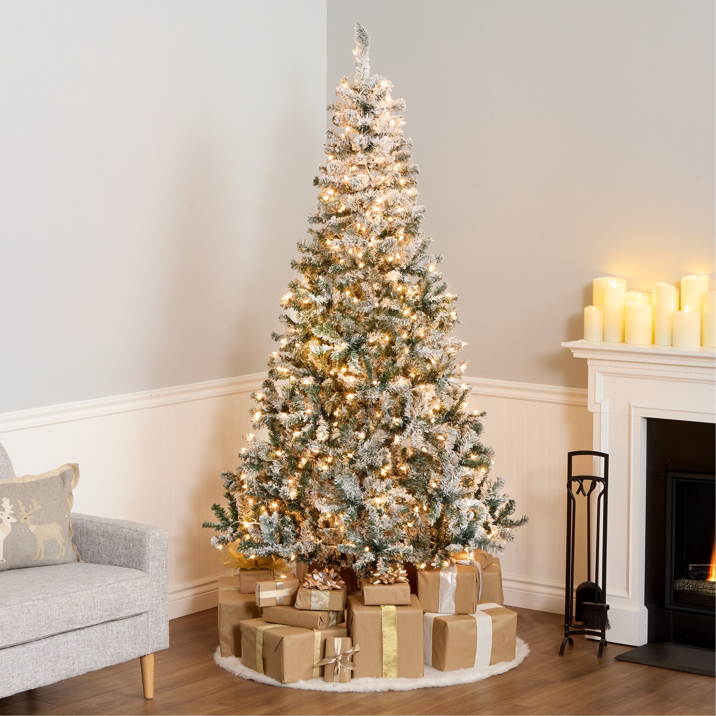 National Tree Company 7.5 ft Pre-Lit Flocked Acacia Full Artificial Christmas Tree, 450 Clear Lights, 1,009 Tips - 7.5 Foot