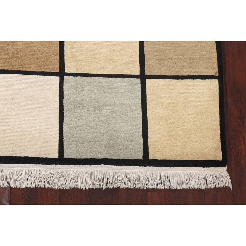 Checkered Nepalese Vegetable Dye Oriental Wool Area Rug Hand-knotted - 6'1" x 9'3"