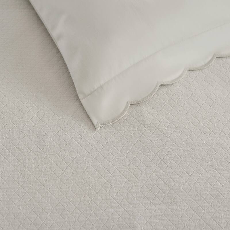 Martha Stewart Signature Scallop Solid Duvet Cover Set