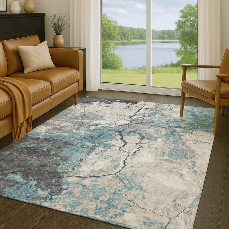 Machine Washable Indoor/ Outdoor Modern Crackle Chantille Rug
