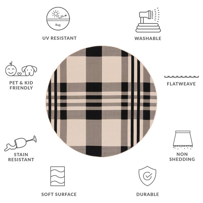 SAFAVIEH Courtyard Oriole Plaid Indoor/ Outdoor Waterproof Patio Backyard.