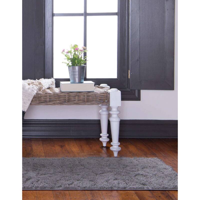 Shag Milson Collection Area Rug