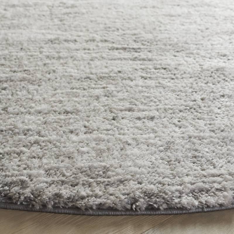 SAFAVIEH Jasmine Renae Glam 1.6-inch Shag Rug
