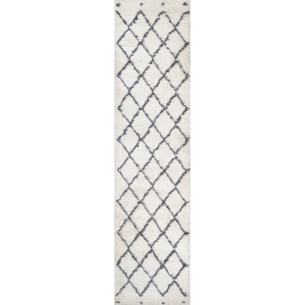 JONATHAN Y Pere Moroccan Style Diamond Shag Area Rug