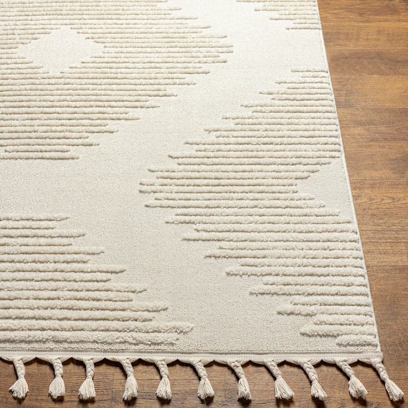 Livabliss Nisha Global Geometric Area Rug
