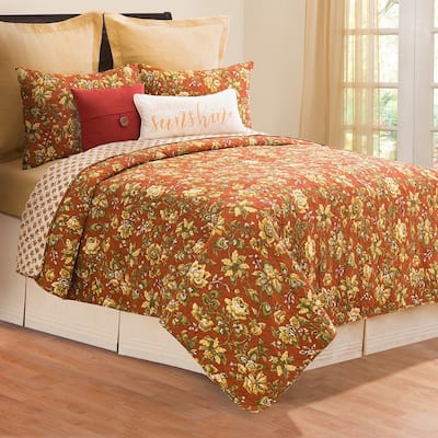 Estelle Quilt Set Collection