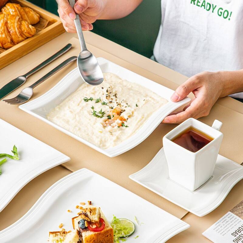 MALACASA Flora Porcelain Dinnerware Set (Service for 6)