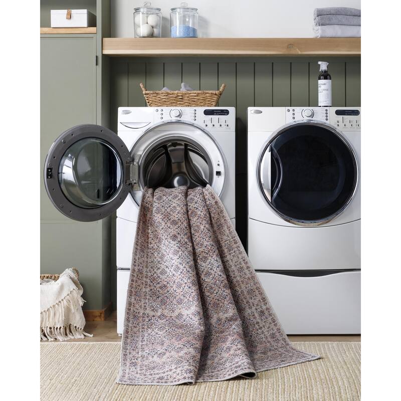 Livabliss Traditional Vinny Diamond Washable Area Rug