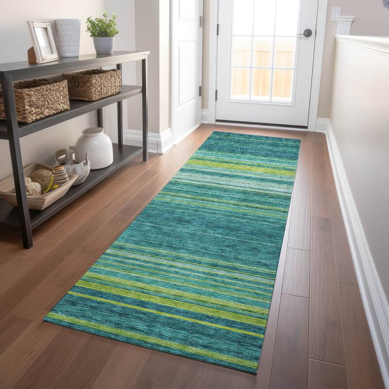 Machine Washable Indoor/ Outdoor Ombre Stripes Chantille Rug