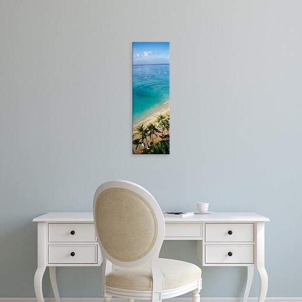 Easy Art Prints Panoramic Image 'Palm trees, Umbrellas on the beach, Waikiki Beach, Honolulu, Oahu, Hawaii' Canvas Art