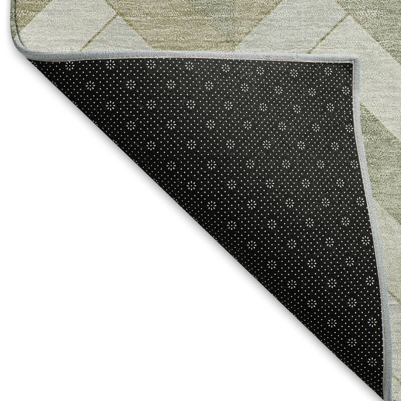 Machine Washable Indoor/ Outdoor Modern Chevron Chantille Rug