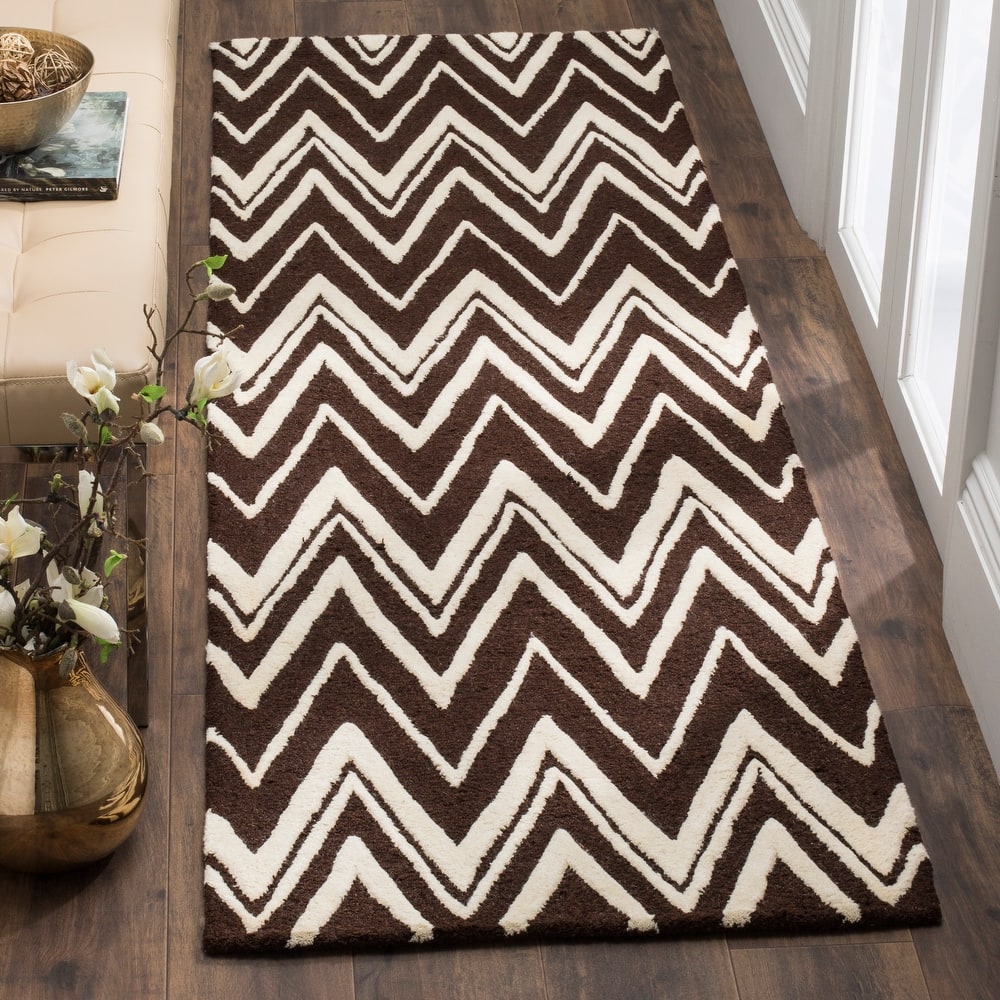 SAFAVIEH Handmade Cambridge Fumiko Modern Moroccan Wool Rug