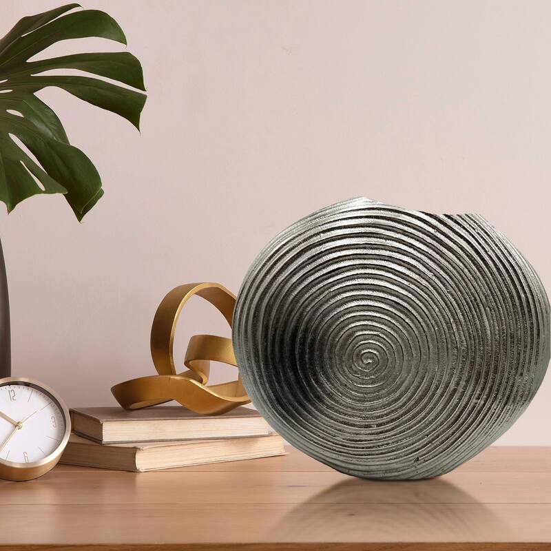 Decorative Handmade Aluminum Shell Flower Vase