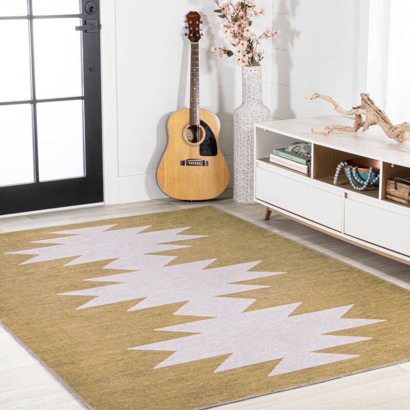 JONATHAN Y Adriel Solid Low-Pile Machine Washable Area Rug