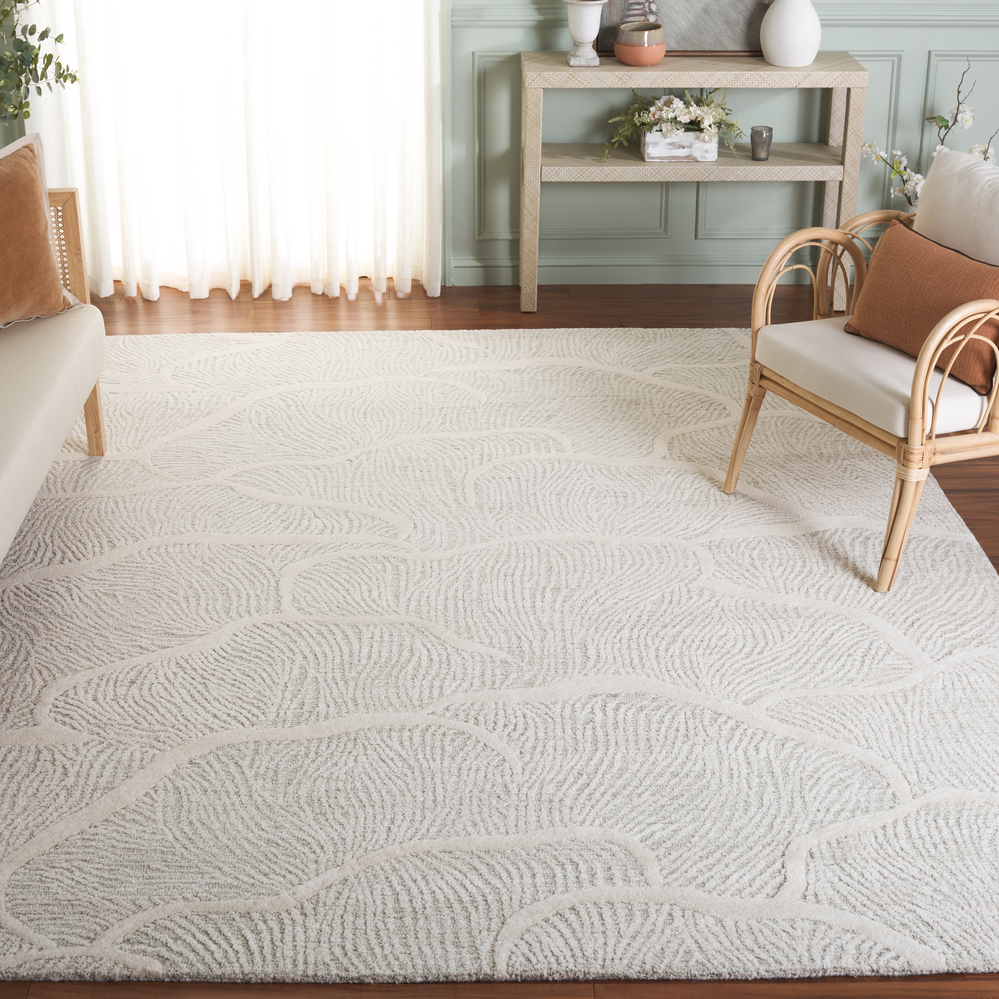 SAFAVIEH Handmade Pine Sucheta Contemporary Wool Rug