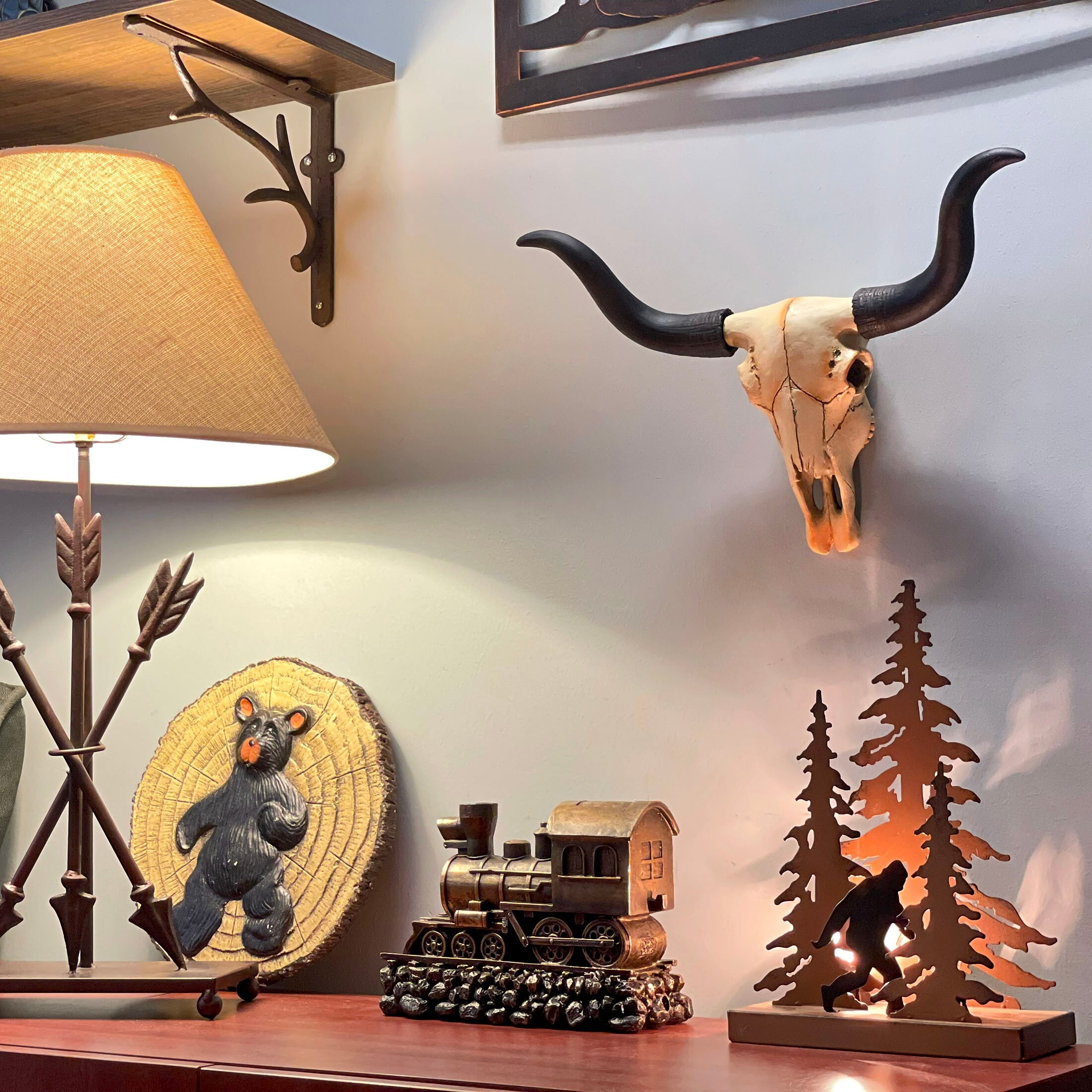 Zeckos Longhorn Steer Skull Resin Table Or Wall Statue With Stand