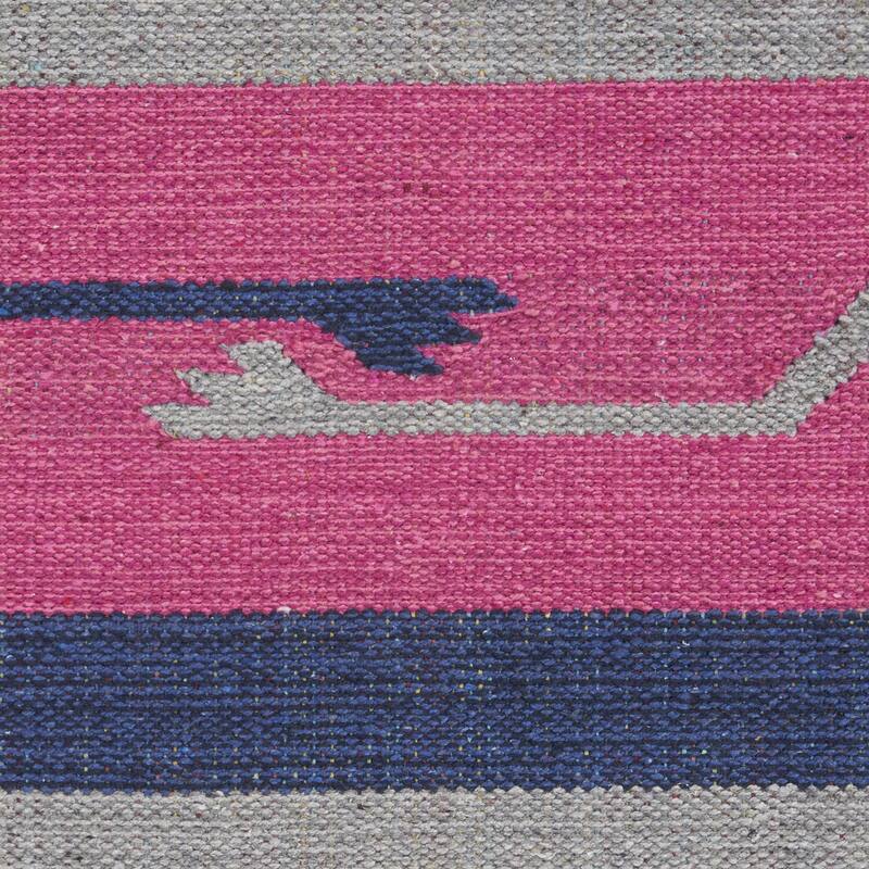 Funu Southwestern Woven Low Pile with Fringe Area Rug By HomeRoots - 120' X '96' X '0.25