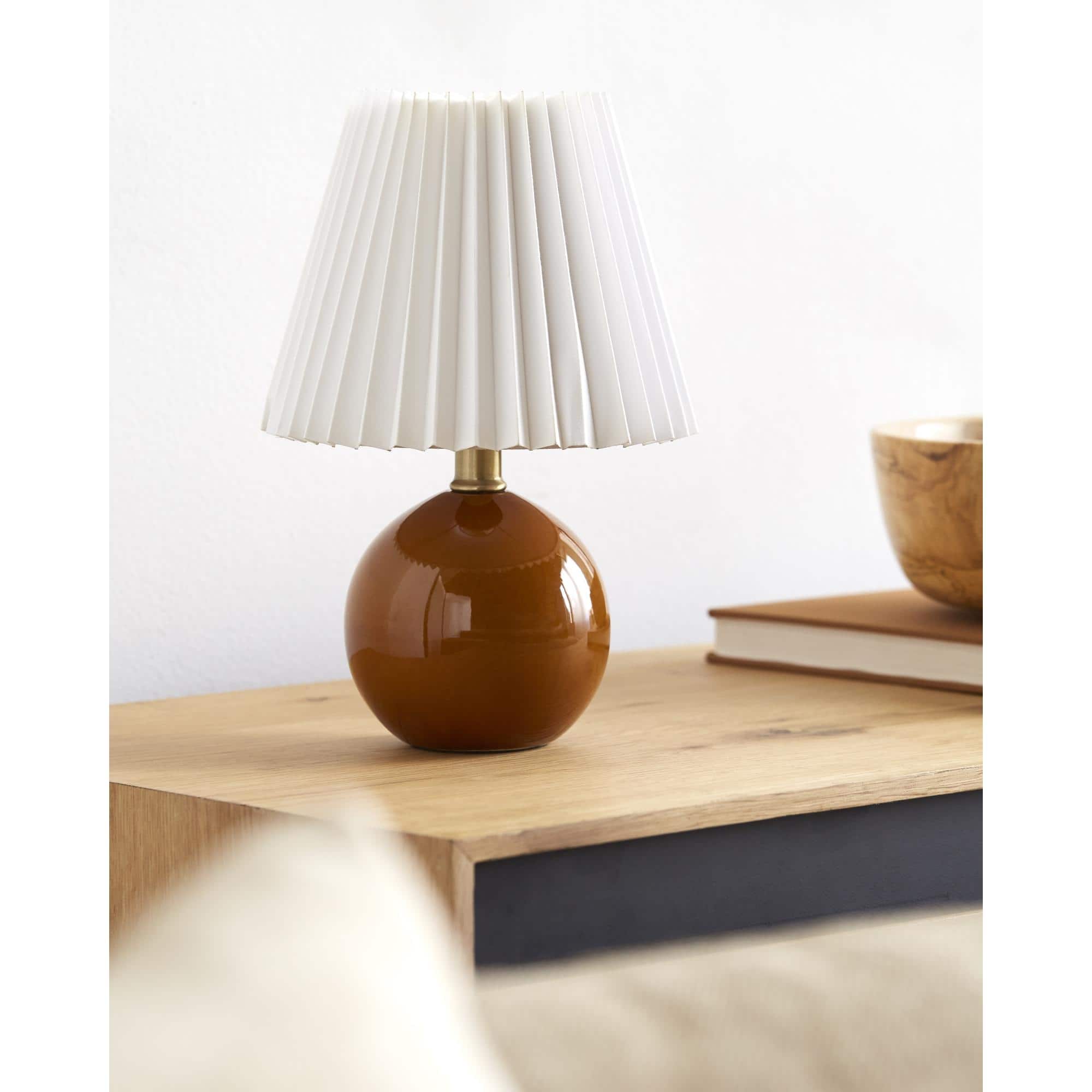 Option Dark Brown