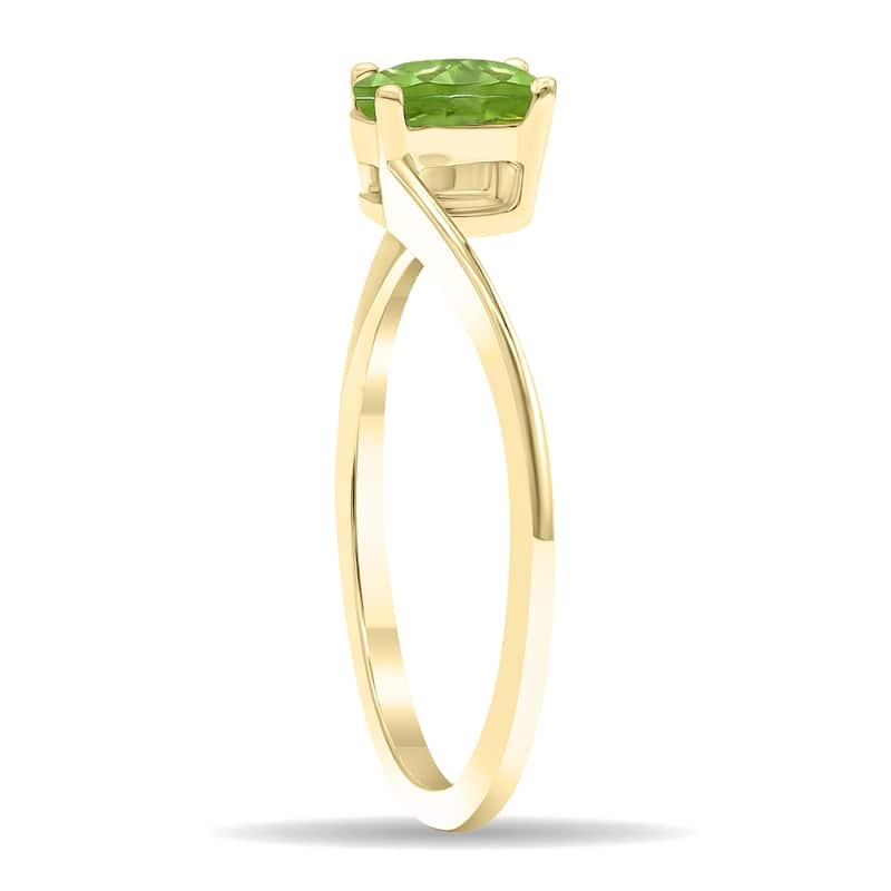 Women's Solitaire Oval Shaped Peridot Wave Ring in 10K Yellow Gold