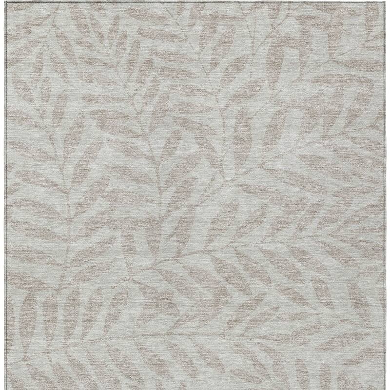 HomeRoots Floral Transitional Rectangle Outdoor Rug