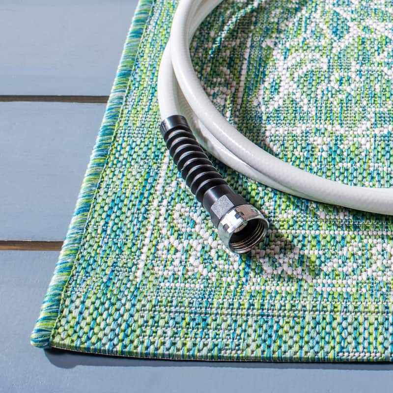 SAFAVIEH Courtyard Aquata Indoor/ Outdoor Waterproof Patio Backyard Rug