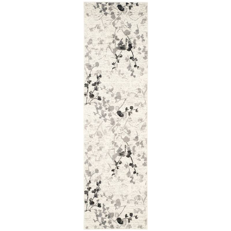SAFAVIEH Evoke Kirsten Distressed Vintage Boho Rug