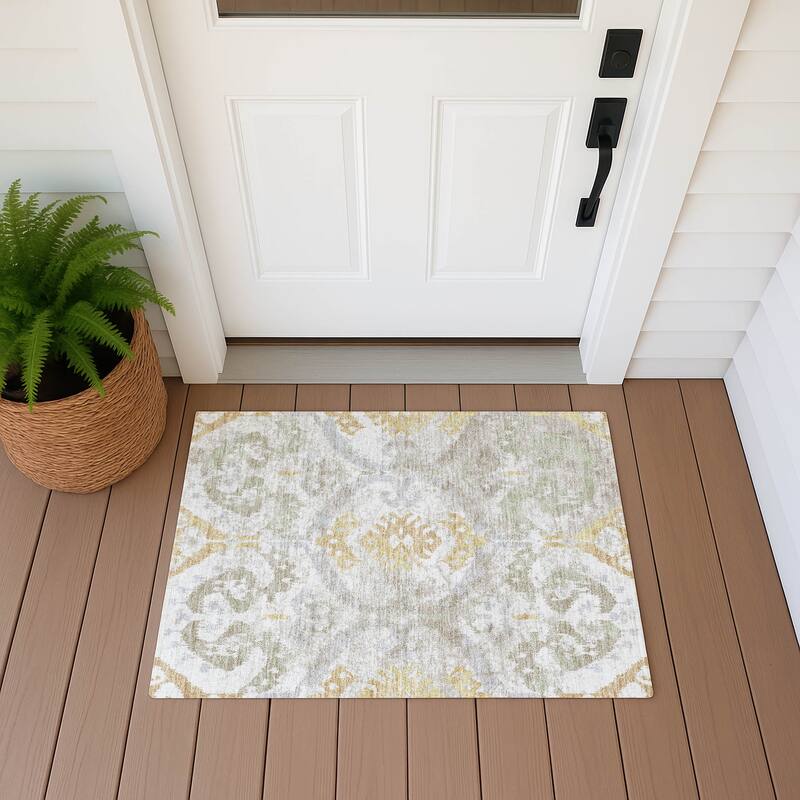 Machine Washable Indoor/ Outdoor Global Empire Chantille Rug - Ivory - 1'8" x 2'6"