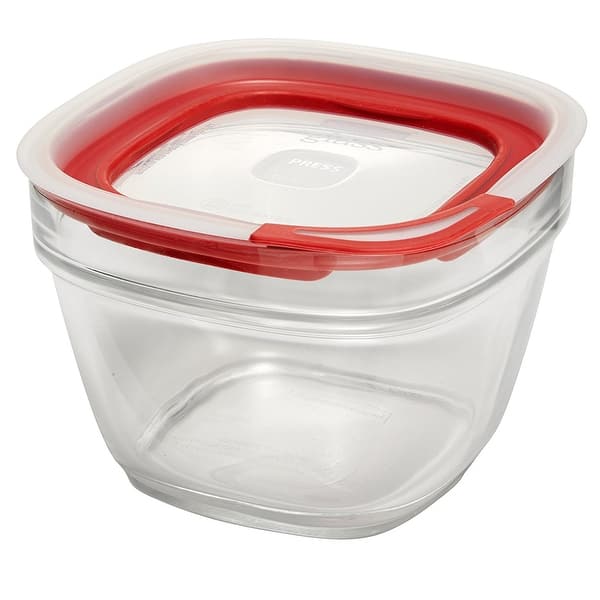 Rubbermaid EasyFindLids 5.5 Cup Food Storage Container, Red