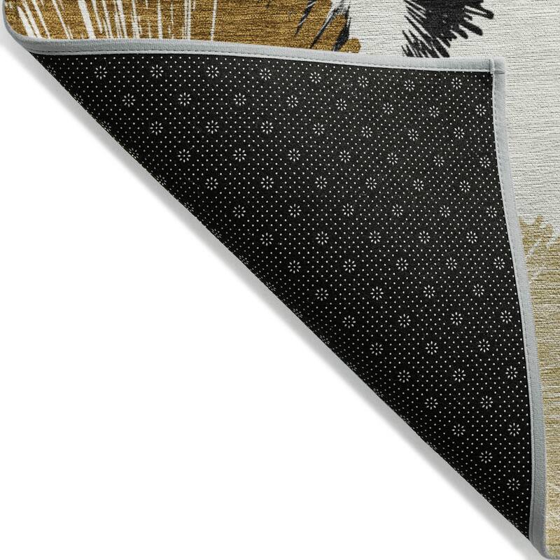Machine Washable Indoor/Outdoor Modern Floral Chantille Rug