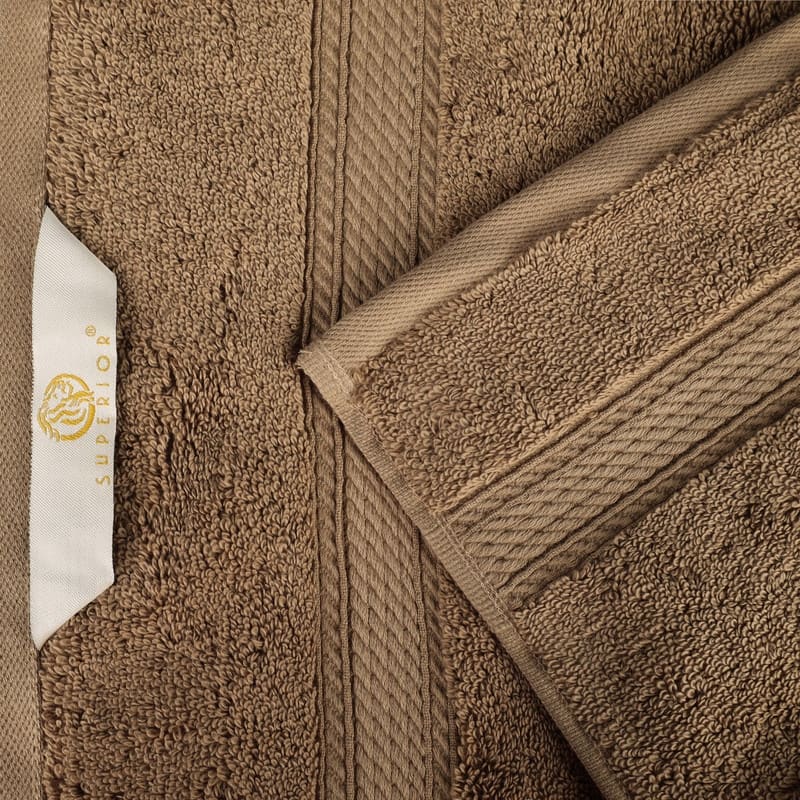 Superior Luxury Egyptian Cotton Bath Towel Set of 4 Ultra Plush, Heavyweight, Absorbent Spa & Hotel Quality Bath Towels Set