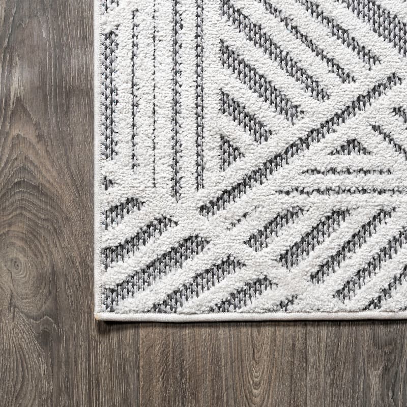 JONATHAN Y Aylan High-Low Pile Art Deco Geometric Indoor/Outdoor Area Rug