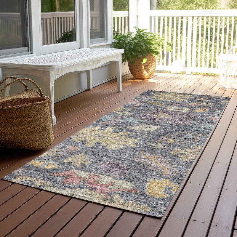 Machine Washable Indoor/ Outdoor Vintage Traditional Chantille Rug