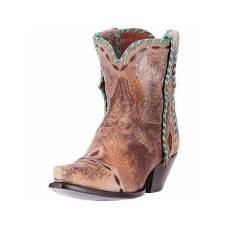laced cowboy boots