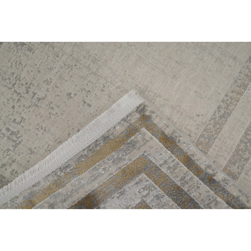 Machine Made Oriental Polyester Carpet Geometric Beige & Ivories Distressed Area Rug - 7' 5'' X 5' 2''