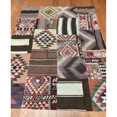 HERAT ORIENTAL Antique Hand-woven Patchwork Wool Rug (4'11 x 6'7) - 4'11" x 6'7"