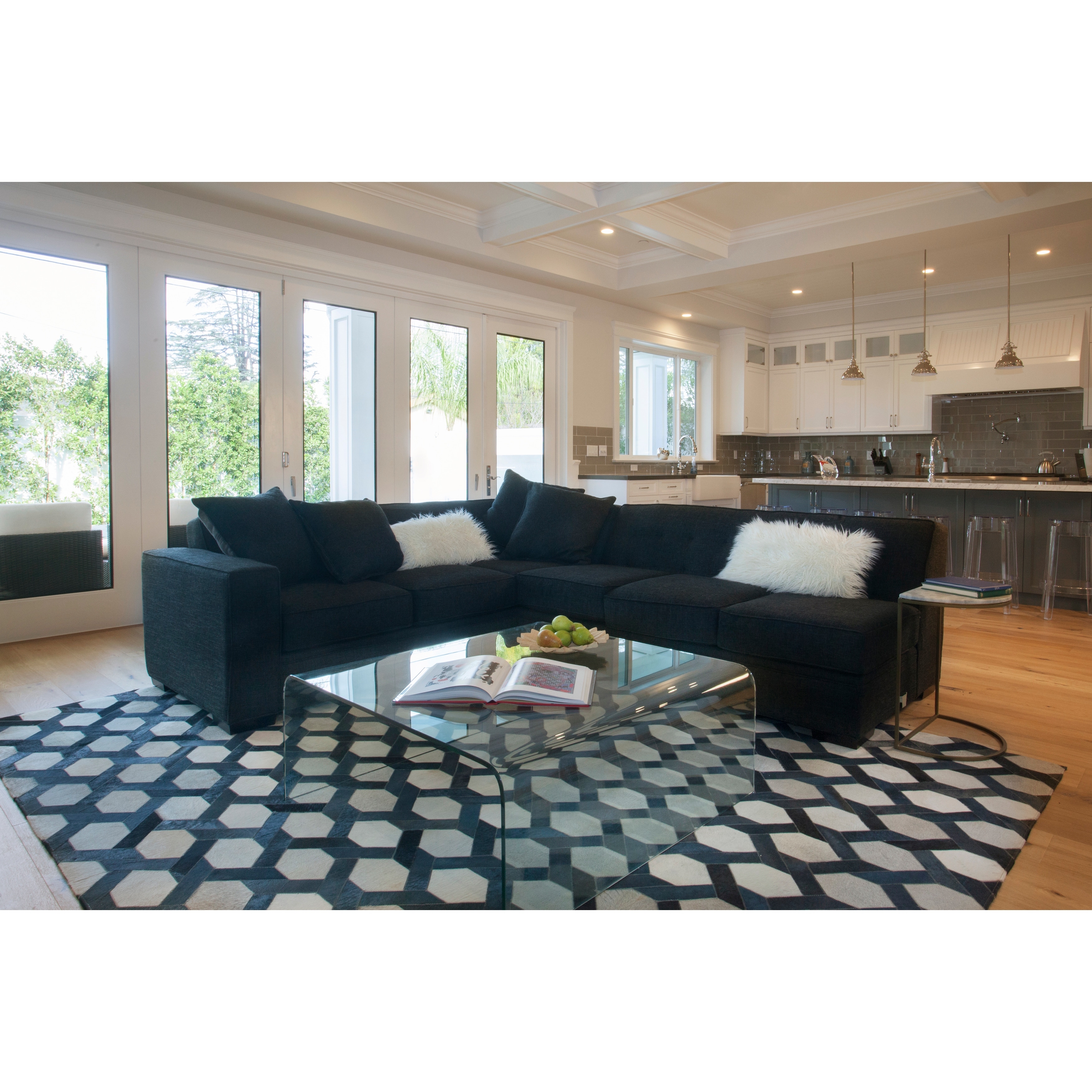 EXQUISITE RUGS Natural Hide Hand-stitched Leather Hide Silver/Blue Area Rug.